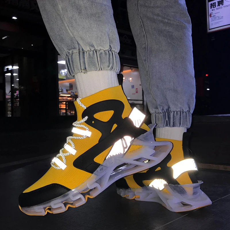 Classic Men's Reflective Casual Shoes Breathable Blade Sneakers High Quality Antiskid Damping Sports Shoes Trendy Casual Sneaker
Classic Men's Reflective Casual Shoes Breathable Blade Sneakers High Quality Antiskid Damping Sports Shoes Trendy Casual Sneaker