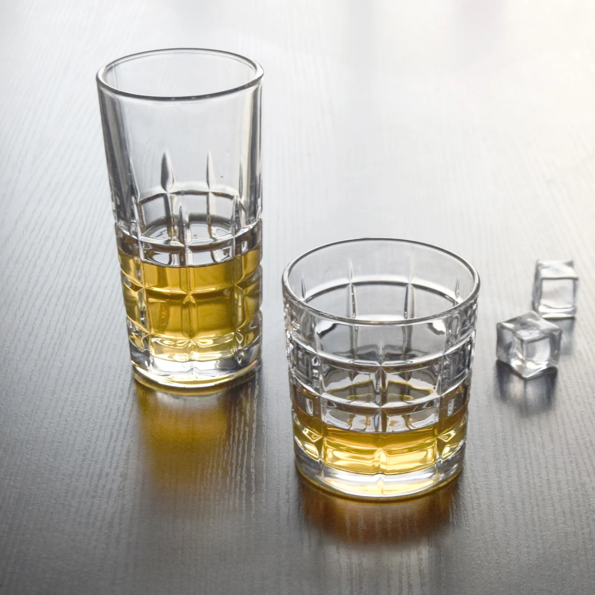2 Pcs/lot Wine Glass Mug Crystal Beer Whiskey Shot Glass Cup Vodka Drinking Bar Club Beer Wine Glass Bottle 0831-16
2 Pcs/lot Wine Glass Mug Crystal Beer Whiskey Shot Glass Cup Vodka Drinking Bar Club Beer Wine Glass Bottle 0831-16