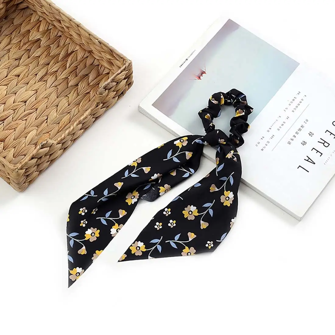 Новая круглая завязанная кисточка для конского хвоста с крупным кишечником однотонная атласная Длинная лента с принтом для конского хвост... 
Новая круглая завязанная кисточка для конского хвоста с крупным кишечником однотонная атласная Длинная лента с принтом для конского хвост...