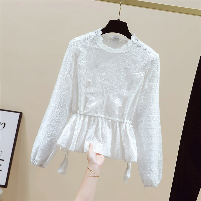 VANOVICH French Lace Sweet Stand-up Collar Fashion White Short Shirt 2021 Autumn New Style White Women Blouse
VANOVICH French Lace Sweet Stand-up Collar Fashion White Short Shirt 2021 Autumn New Style White Women Blouse