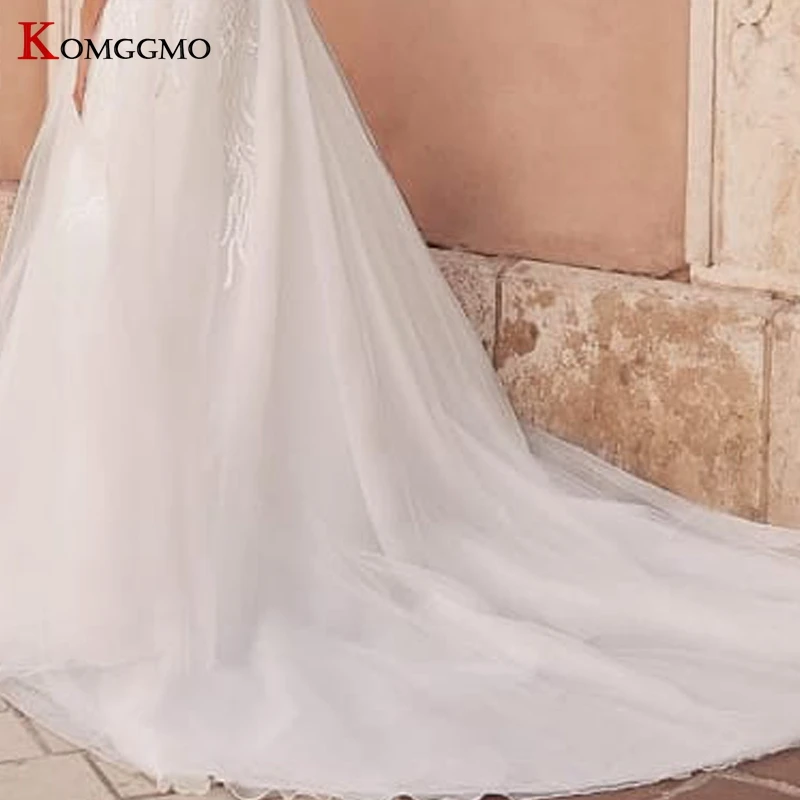 100% Real Sweetheart Neck Chapel Train Bridal Ball Gown Luxury Embroidery Appliques Tulle Sleeveless Lace Up Back Wedding Dress
100% Real Sweetheart Neck Chapel Train Bridal Ball Gown Luxury Embroidery Appliques Tulle Sleeveless Lace Up Back Wedding Dress