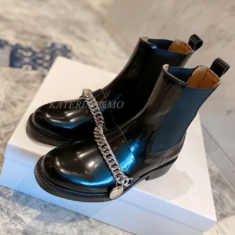 Chelsea Boots Women Brand Genuine Slip On Ankle Boots Cow Leather Low Heel Leisure Round Toe Metal Decor Winter Ladies New Shoes
Chelsea Boots Women Brand Genuine Slip On Ankle Boots Cow Leather Low Heel Leisure Round Toe Metal Decor Winter Ladies New Shoes