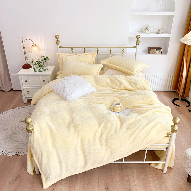 1Piece Yellow Pink White Blue Super Soft Warm Velvet Fleece Short Plush Duvet Cover Pillowcases Princess Bedding Set
1Piece Yellow Pink White Blue Super Soft Warm Velvet Fleece Short Plush Duvet Cover Pillowcases Princess Bedding Set