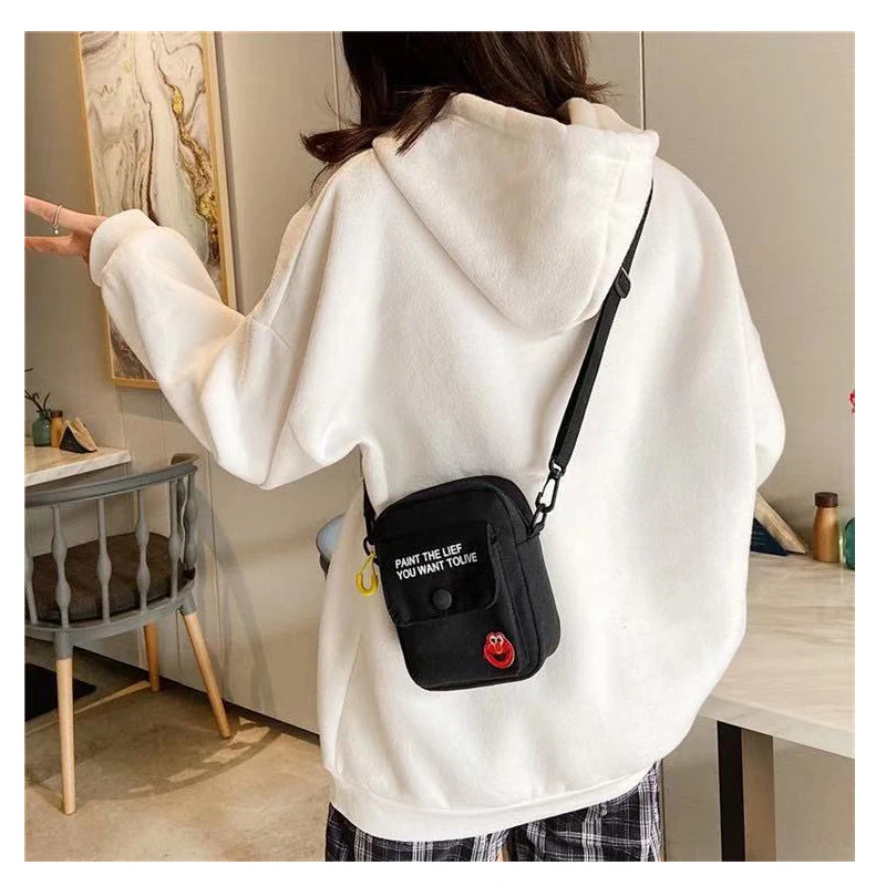 2020 Women Shoulder Bag Fashion Pure Color Casual Tote Outdoor Bag Canvas Handbag Zipper Messenger Messenger Bags Sac Main Femme
2020 Women Shoulder Bag Fashion Pure Color Casual Tote Outdoor Bag Canvas Handbag Zipper Messenger Messenger Bags Sac Main Femme