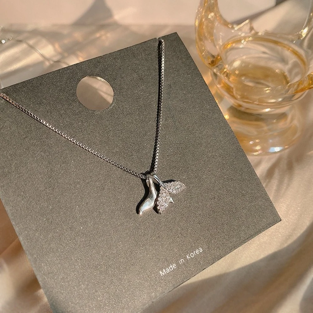 Fish Tail Pendant Necklace for Women 2021 Korean Fashion Aesthetic Simple Accessories Titanium Jewelry Charm Clavicle Chain Gift
Fish Tail Pendant Necklace for Women 2021 Korean Fashion Aesthetic Simple Accessories Titanium Jewelry Charm Clavicle Chain Gift