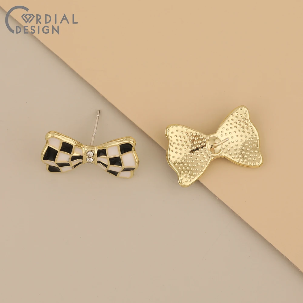 Cordial Design 50Pcs 13*21MM Jewelry Accessories/Paint Effect/Rhinestone Earrings Stud/Bowknot Shape/Jewelry Finding Components
Cordial Design 50Pcs 13*21MM Jewelry Accessories/Paint Effect/Rhinestone Earrings Stud/Bowknot Shape/Jewelry Finding Components