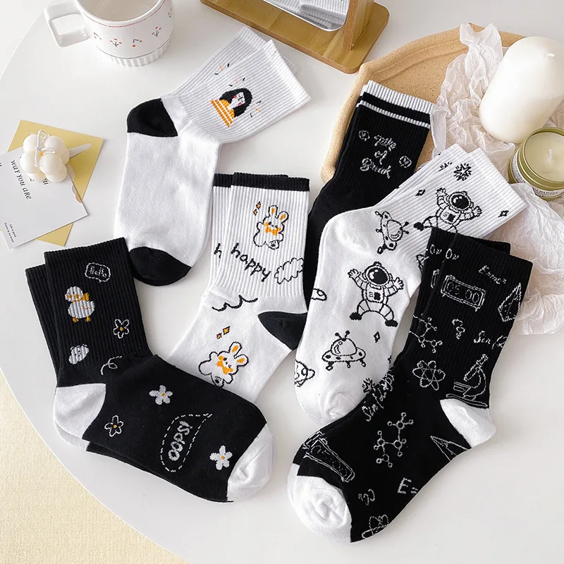Japan Harajuku cartoon illustration woman socks funny duck bunny astronaut spaceship print socks designer happy woman socks
Japan Harajuku cartoon illustration woman socks funny duck bunny astronaut spaceship print socks designer happy woman socks