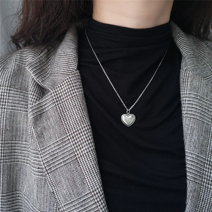 2020 New Fashion Quality Romantic Minimalist Love Heart Single Pendant For Women Fine Jewelry Gift Necklace
2020 New Fashion Quality Romantic Minimalist Love Heart Single Pendant For Women Fine Jewelry Gift Necklace