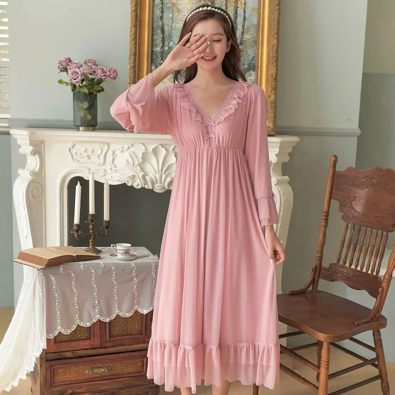 Atumn Spring Sexy V-neck Women's Long Nightgowns Modal Gauze Vintage Lace Princess Loose Night Dress Solid Color
Atumn Spring Sexy V-neck Women's Long Nightgowns Modal Gauze Vintage Lace Princess Loose Night Dress Solid Color