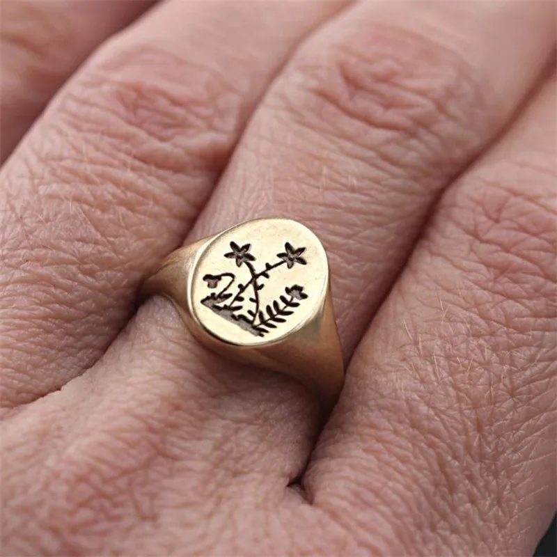 Vintage Carved Wildflower Ring For Women Retro Creative Flower Engagement Rings Female Fashion Party Jewelry Gold Color Gifts
Vintage Carved Wildflower Ring For Women Retro Creative Flower Engagement Rings Female Fashion Party Jewelry Gold Color Gifts