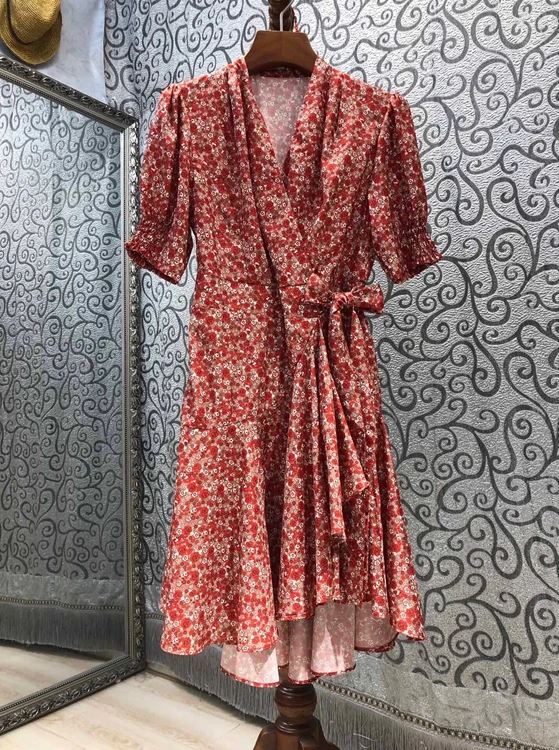 2021 новая женская мода v-образным вырезом с мелким цветочным принтом украшения завязкой на талии, новинка узлом, футболка с короткими рукавам...
2021 новая женская мода v-образным вырезом с мелким цветочным принтом украшения завязкой на талии, новинка узлом, футболка с короткими рукавам...