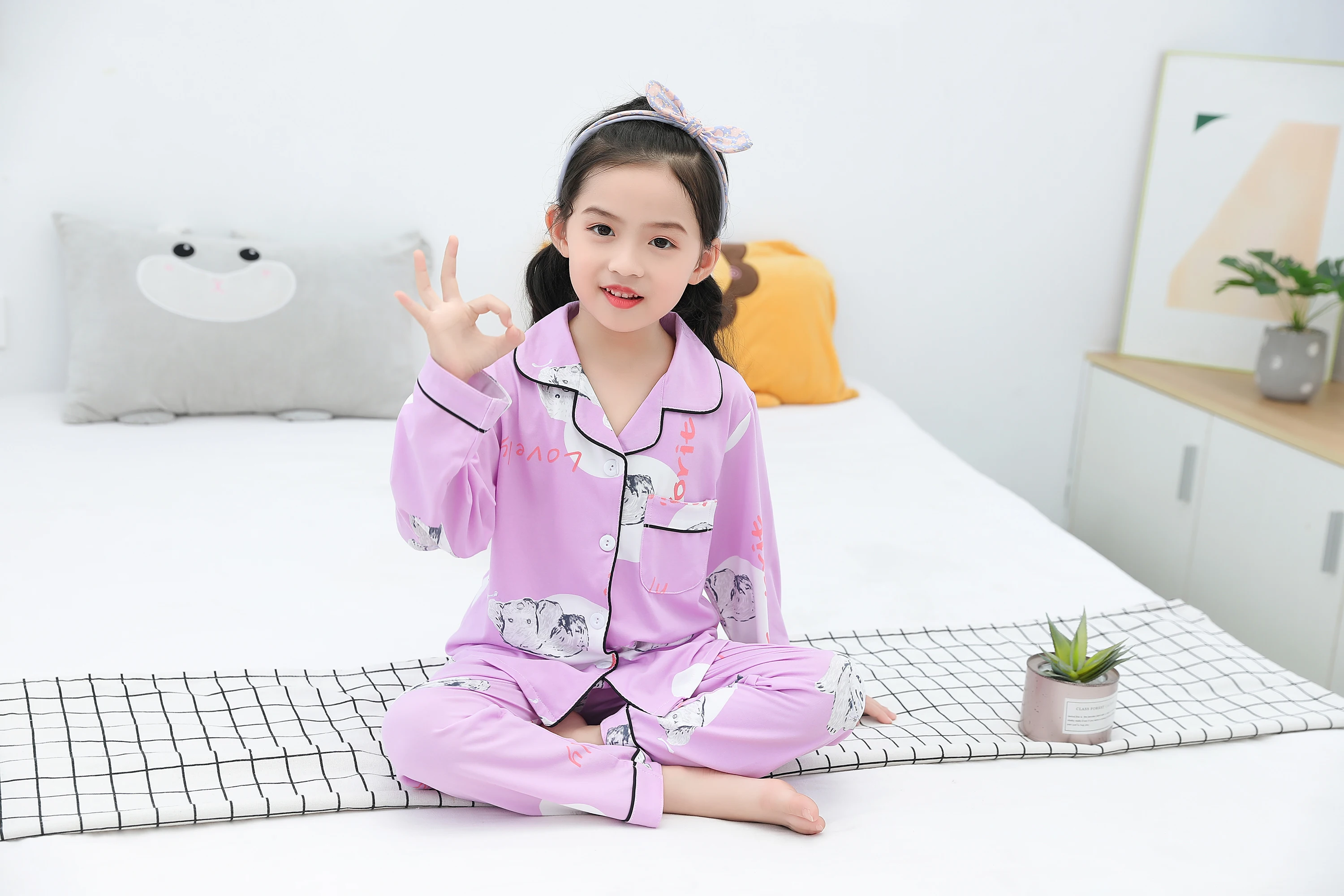 Hot Selling Children Pajamas Kids Girls Sleepwear Outfits Homewear Dress Boys clothes
Hot Selling Children Pajamas Kids Girls Sleepwear Outfits Homewear Dress Boys clothes