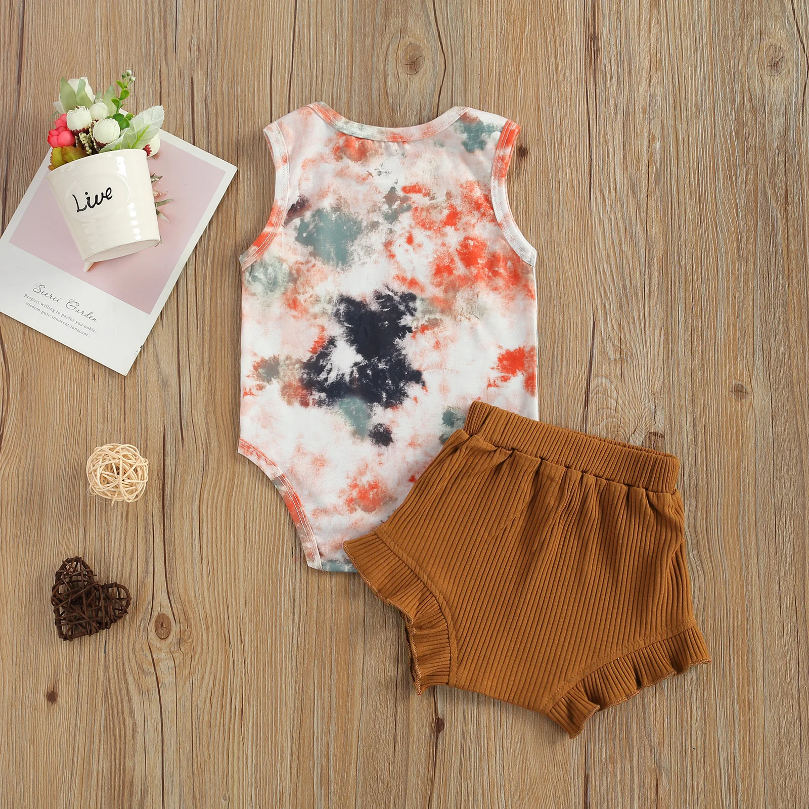 Pudcoco 2021 Summer 0-24M Baby Girl 2Pcs Set Tie Dye Print Sleeveless Bodysuit+Brown Ruffled Shorts Toddler Infant Clothes
Pudcoco 2021 Summer 0-24M Baby Girl 2Pcs Set Tie Dye Print Sleeveless Bodysuit+Brown Ruffled Shorts Toddler Infant Clothes