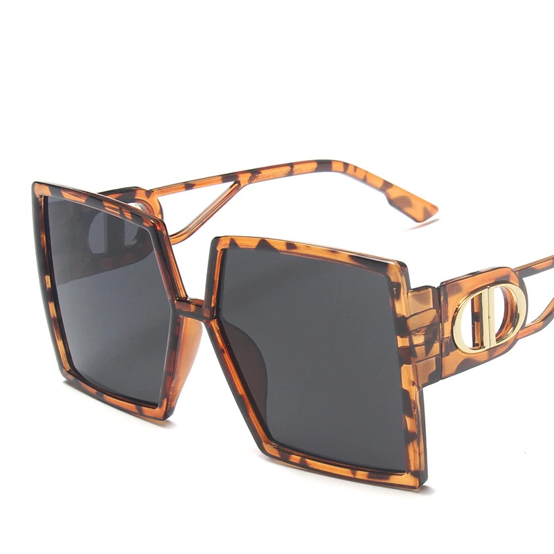 Fashion Sunglass Designer Luxury Brand Square Sunglasses Women Vintage Oversized 2021 trend Female Sun Glasses Shades For Women
Fashion Sunglass Designer Luxury Brand Square Sunglasses Women Vintage Oversized 2021 trend Female Sun Glasses Shades For Women