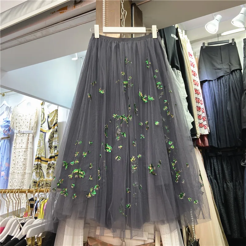 Skirts Womens Autumn New Heavy Embroidery Sequins High Waist A- Line All-Match Mesh Skirt Mid-Length Pleated Swing Jupe Femme
Skirts Womens Autumn New Heavy Embroidery Sequins High Waist A- Line All-Match Mesh Skirt Mid-Length Pleated Swing Jupe Femme