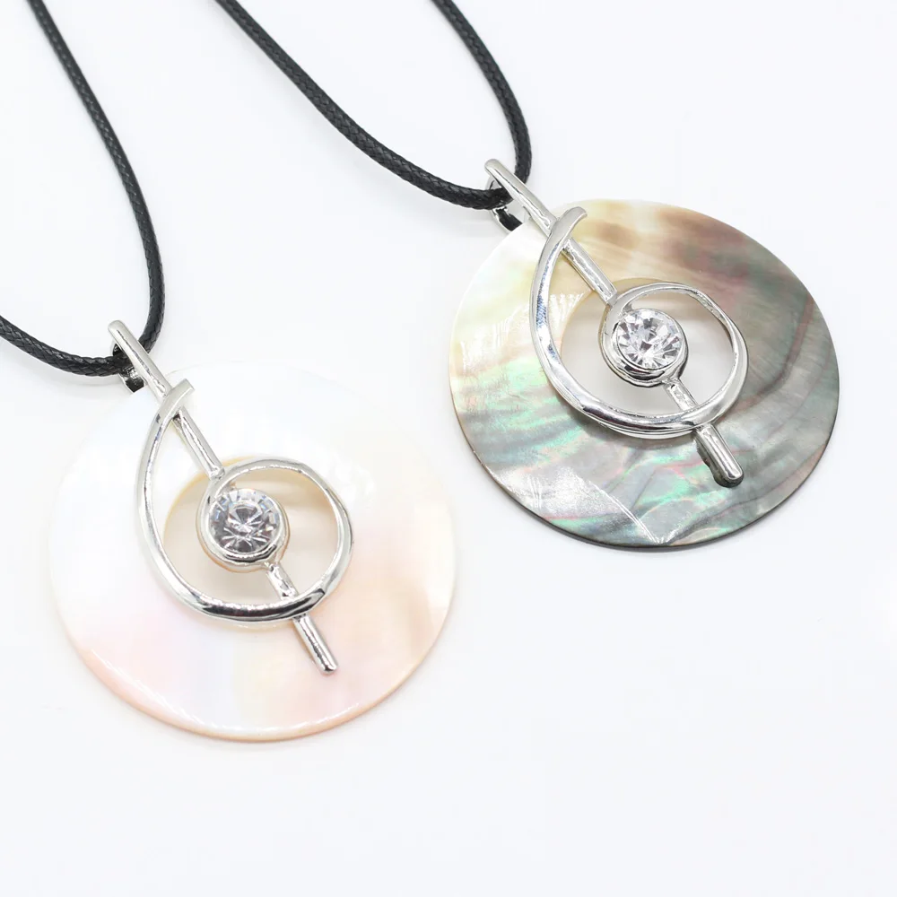 Hot Sale New Natural Shell Alloy Pendant Round Musical Note Exquisite Pendant Necklace Jewelry Rope Length 55+5cm Size 50x50mm
Hot Sale New Natural Shell Alloy Pendant Round Musical Note Exquisite Pendant Necklace Jewelry Rope Length 55+5cm Size 50x50mm