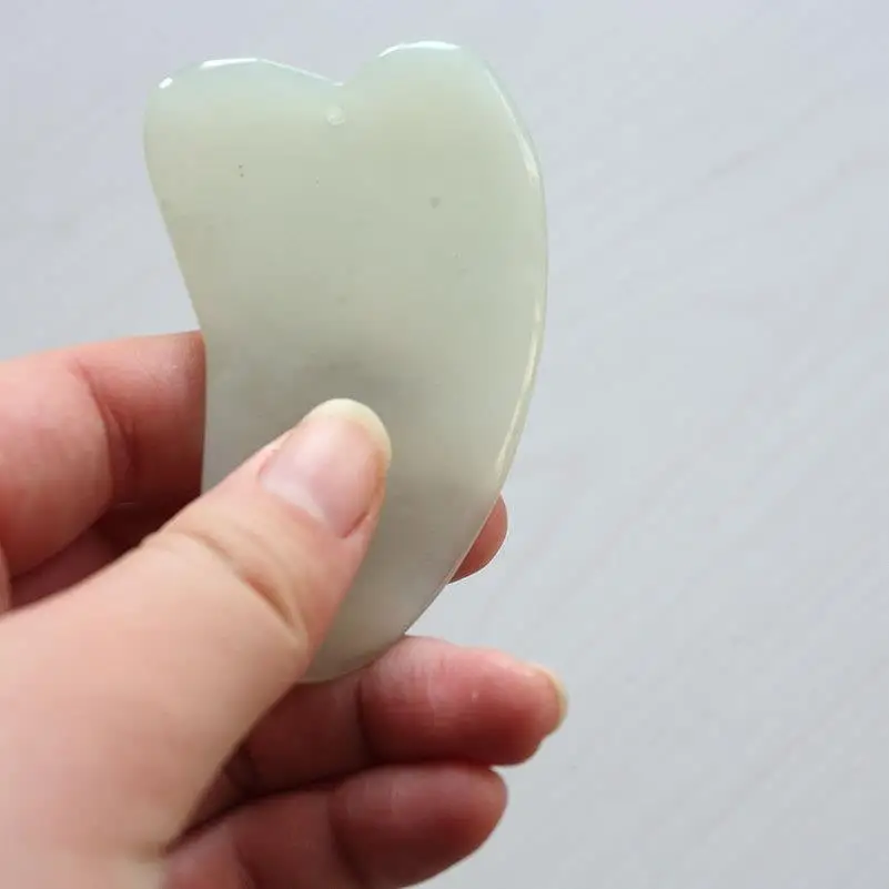 Новый 1 шт. Gua Sha массажер для лица китайская медицина натуральный нефрит доска инструмент для соскабливания
Новый 1 шт. Gua Sha массажер для лица китайская медицина натуральный нефрит доска инструмент для соскабливания