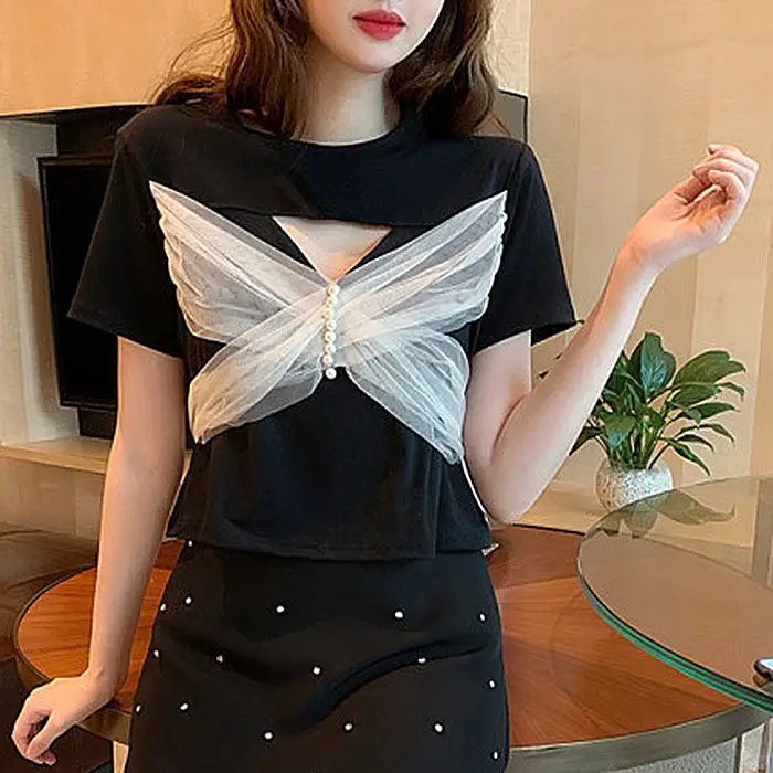 Large t-shirt female 2021 new summer design sense slim bandage short short sleeve sexy top
Large t-shirt female 2021 new summer design sense slim bandage short short sleeve sexy top