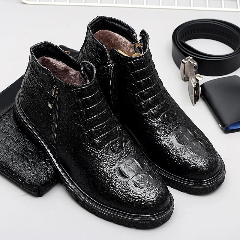 2019 autumn and winter new men's boots fur warm snow boots men's shoes footwear fashion male leather ankle boots large size 46
2019 autumn and winter new men's boots fur warm snow boots men's shoes footwear fashion male leather ankle boots large size 46