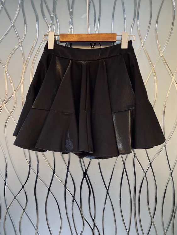 2021 spring new women's fashion elastic waist A-line nail drill bow stitching skirt 304
2021 spring new women's fashion elastic waist A-line nail drill bow stitching skirt 304