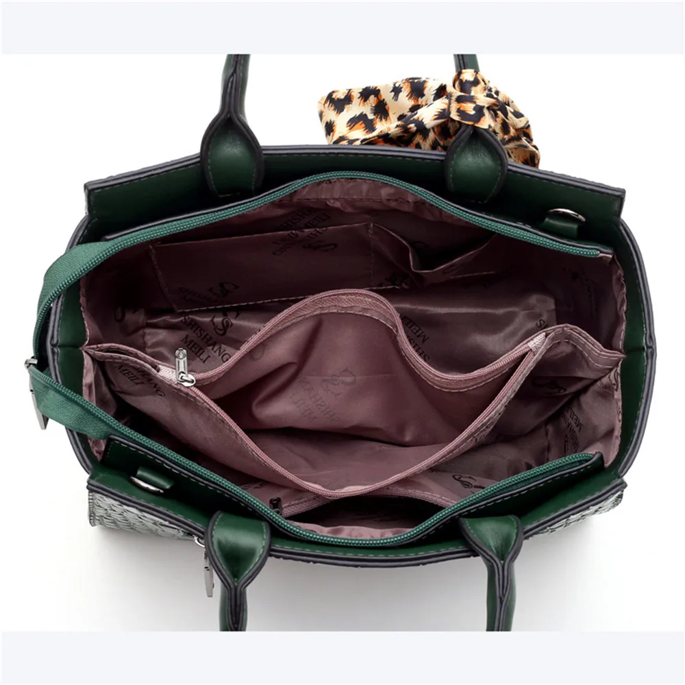 Designer Luxury Sequined Leopard Scarves Handbag Women Stone Pattern Quality Leather Shoulder Bag Lady Elegant Crossbody Bag Sac
Designer Luxury Sequined Leopard Scarves Handbag Women Stone Pattern Quality Leather Shoulder Bag Lady Elegant Crossbody Bag Sac