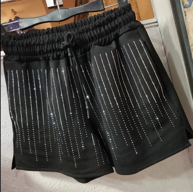 Plus Size Shorts Women's 2020 New Fall Winter Elastic-Waist 6XL Big Size Hot Drilling Diamond Wide-Leg Trousers Loose Shorts
Plus Size Shorts Women's 2020 New Fall Winter Elastic-Waist 6XL Big Size Hot Drilling Diamond Wide-Leg Trousers Loose Shorts
