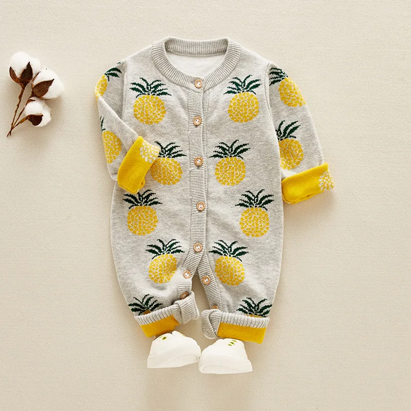 Детский трикотажный комбинезон, Осень-зима 2019 
Детский трикотажный комбинезон, Осень-зима 2019