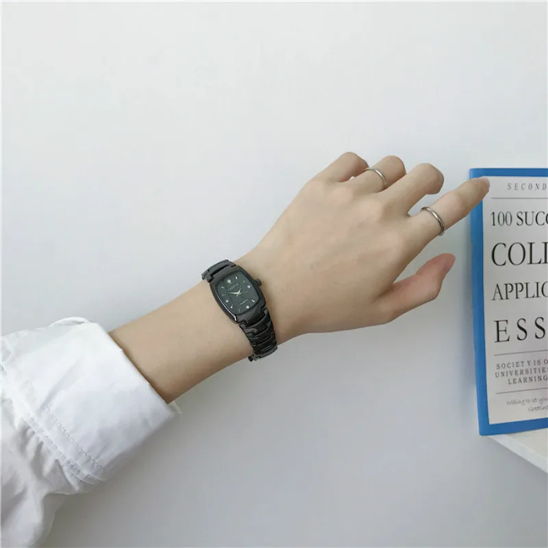 Women Watches Top Brand Luxury 2021 Fashion Ladies Wristwatches Stainless Steel Silver Strap Female Quartz Watch reloj mujer 
Women Watches Top Brand Luxury 2021 Fashion Ladies Wristwatches Stainless Steel Silver Strap Female Quartz Watch reloj mujer