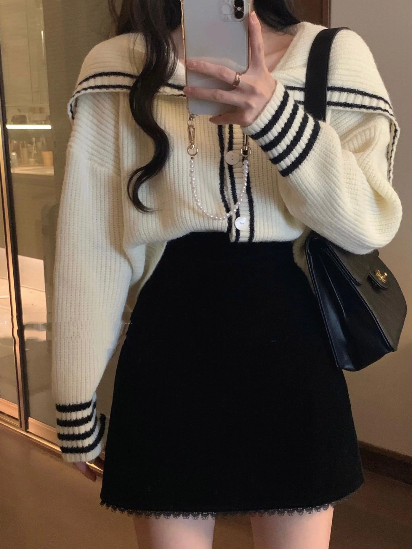Sweet Aging Stripe Navy Neck Shawl Thickened Sweater Autumn Winter Loose Knit Cardigan Coat Women
Sweet Aging Stripe Navy Neck Shawl Thickened Sweater Autumn Winter Loose Knit Cardigan Coat Women