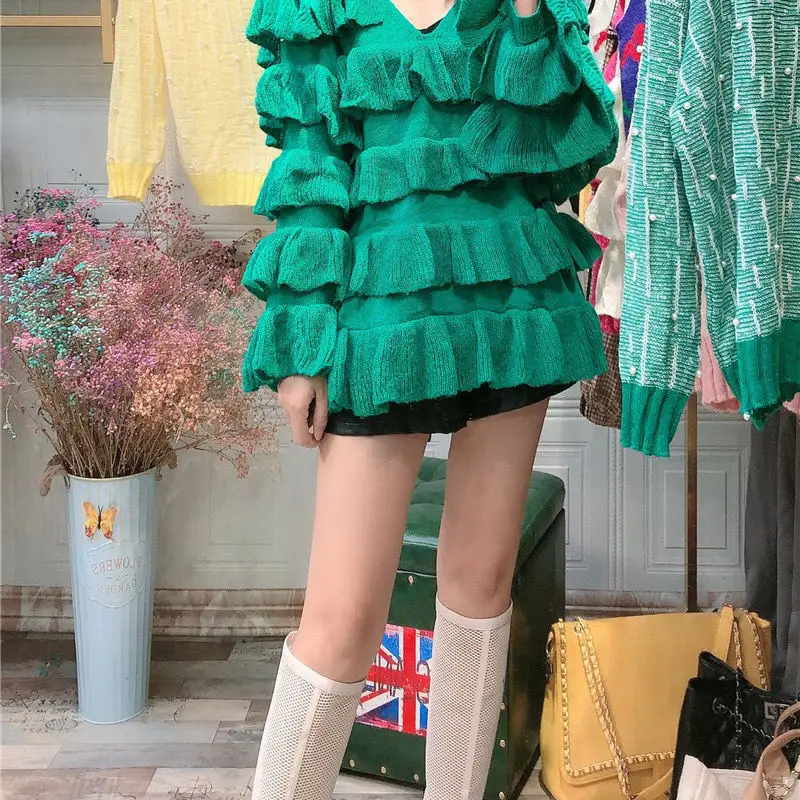 Autumn and winter white cake skirt multi-level sweater skirt ruffled flared sleeve knitted dress 2020 mid-length
Autumn and winter white cake skirt multi-level sweater skirt ruffled flared sleeve knitted dress 2020 mid-length