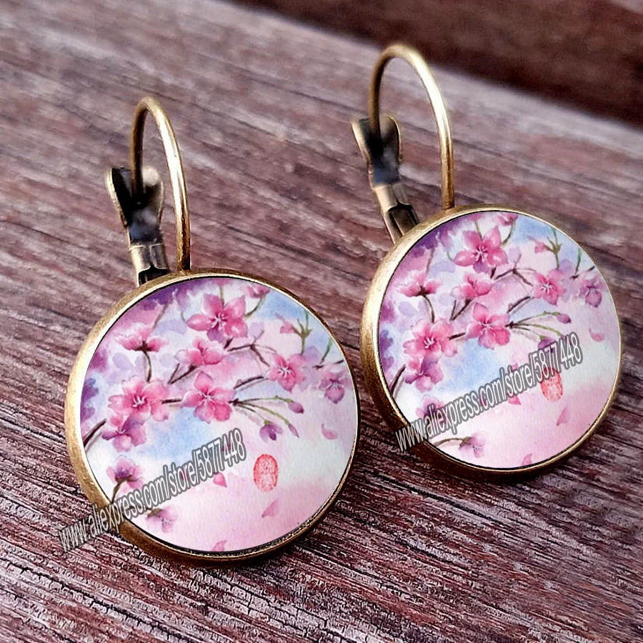 Retro Handmade Lotus Fower Women Pattern Glass Cabochon Stud Earring Blossom Flower Earring for Woman and Girl
Retro Handmade Lotus Fower Women Pattern Glass Cabochon Stud Earring Blossom Flower Earring for Woman and Girl