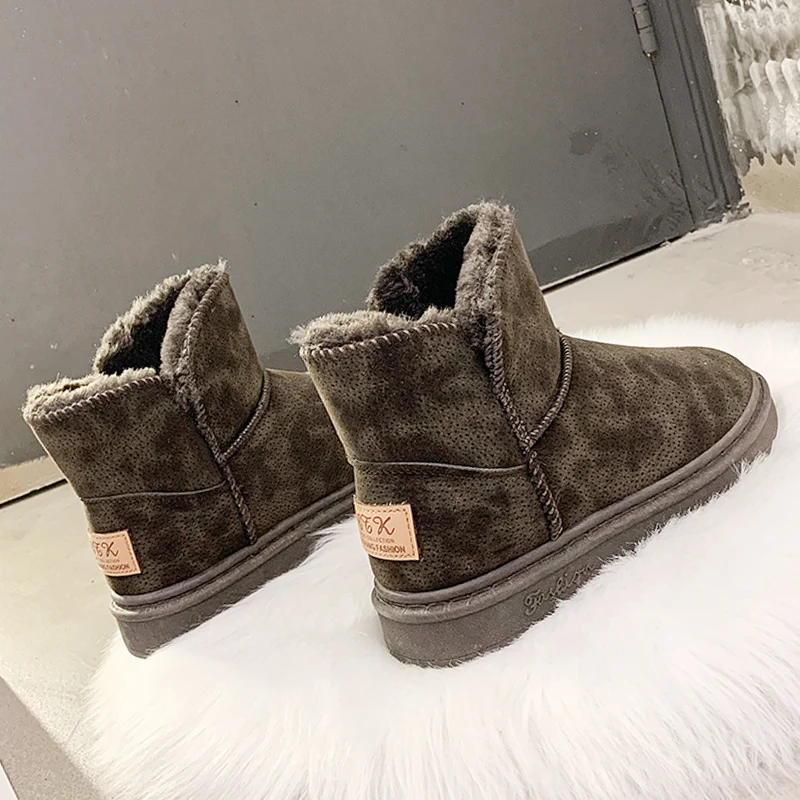 Boots Women New 2021 Shoes Plush Australia Winter Footwear Round Toe Flat Heel Rubber Fur Snow Low Ladies Padded Ankle Slip-On
Boots Women New 2021 Shoes Plush Australia Winter Footwear Round Toe Flat Heel Rubber Fur Snow Low Ladies Padded Ankle Slip-On