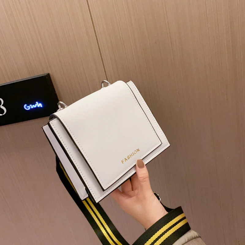 Кожаная женская сумка через плечо, расширенный плечевой ремень, удобная модная женская сумка-мессенджер, высококачественный новый продукт ... 
Кожаная женская сумка через плечо, расширенный плечевой ремень, удобная модная женская сумка-мессенджер, высококачественный новый продукт ...