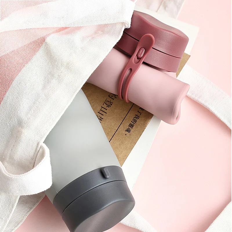 portable sports bottle portable creative silicone folding cup outdoor travel cup wholesale cute water bottle gift camping 
portable sports bottle portable creative silicone folding cup outdoor travel cup wholesale cute water bottle gift camping