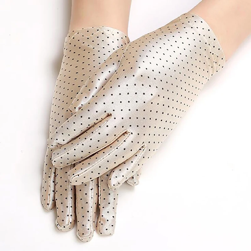 Polka Dots Women Gloves Summer Spring Spandex Gloves Sunscreen Etiquette Fashion Short Glove High Elastic Thin Gloves
Polka Dots Women Gloves Summer Spring Spandex Gloves Sunscreen Etiquette Fashion Short Glove High Elastic Thin Gloves