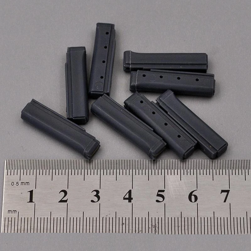 Hot Sales 1/6th 8PCS/SET American Thomson Magazines Of World War II Scene Components
Hot Sales 1/6th 8PCS/SET American Thomson Magazines Of World War II Scene Components