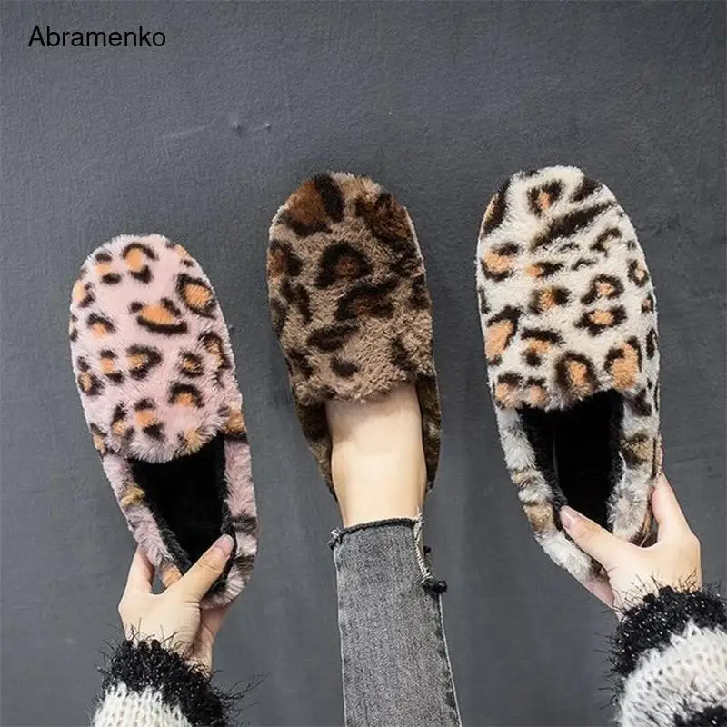 2020 New Women Loafers Leopard Mixed Colors Furry Warm Moccosins Ladies Shoe Thick Plush Women's Flats Soft Bottom Female Casual
2020 New Women Loafers Leopard Mixed Colors Furry Warm Moccosins Ladies Shoe Thick Plush Women's Flats Soft Bottom Female Casual