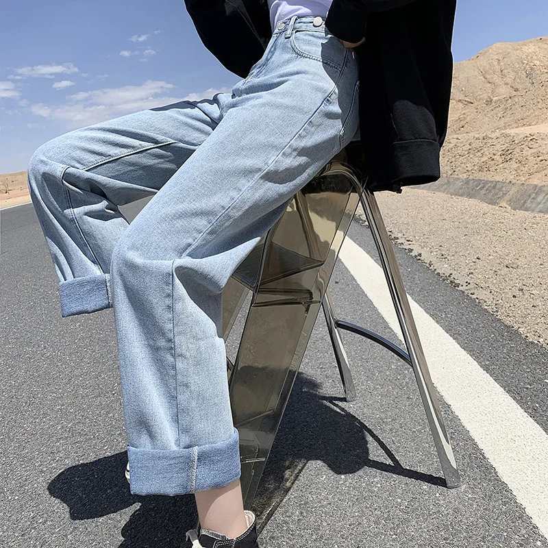 CMAZ 2021 Vintage High Waist Straight Pants for Women Streetwear Loose Female Denim Jeans Buttons Zipper Ladies trouser
CMAZ 2021 Vintage High Waist Straight Pants for Women Streetwear Loose Female Denim Jeans Buttons Zipper Ladies trouser