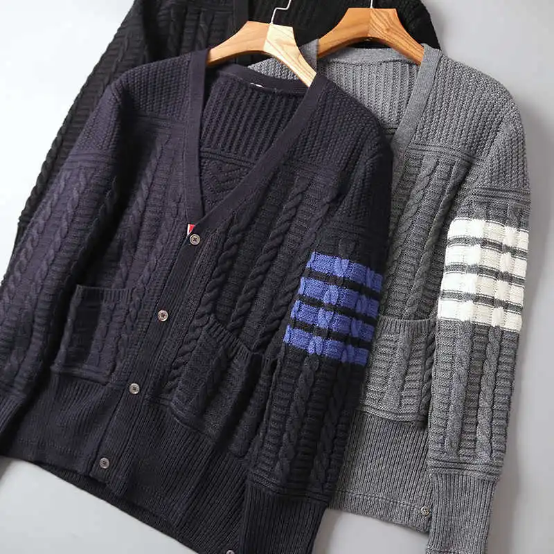 TB BROWNE2021 Fashion Brand Sweaters Men Slim Fit V-Neck Cardigans Clothing Striped Wool Autumn Winter Thick Casual Coat
TB BROWNE2021 Fashion Brand Sweaters Men Slim Fit V-Neck Cardigans Clothing Striped Wool Autumn Winter Thick Casual Coat