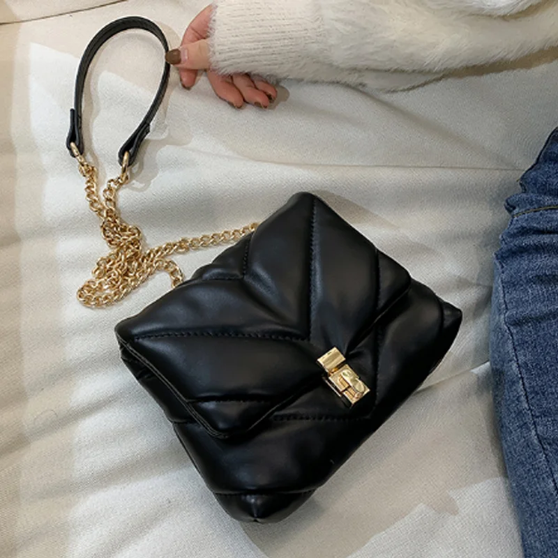 Fashion PU Leather Bags Quilted Shoulder Bag Women Flap Chain Handbag Flap V Line Handbag
Fashion PU Leather Bags Quilted Shoulder Bag Women Flap Chain Handbag Flap V Line Handbag
