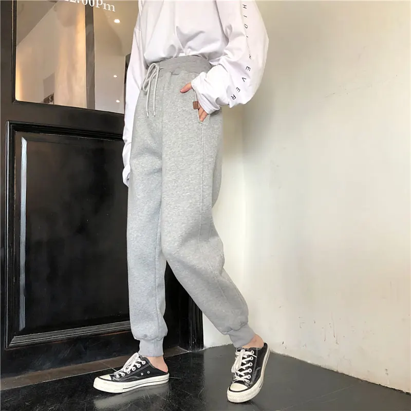 JCHB 2021 Women's Pants Korean Style Joggers for Women Casual Sweatpants High Waist Trousers Spring Autumn Pantalon Femme Pph24
JCHB 2021 Women's Pants Korean Style Joggers for Women Casual Sweatpants High Waist Trousers Spring Autumn Pantalon Femme Pph24