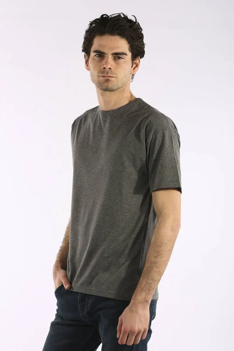 Rodrigo Mens Anthracite Oversize Crew Neck T-shirt
Rodrigo Mens Anthracite Oversize Crew Neck T-shirt