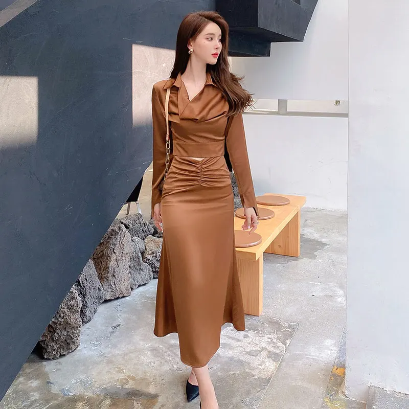 Женский комплект из топа и юбки, однотонный облегающий клубный комплект с топом с длинным рукавом и пупком, Осень-зима 2021
Женский комплект из топа и юбки, однотонный облегающий клубный комплект с топом с длинным рукавом и пупком, Осень-зима 2021