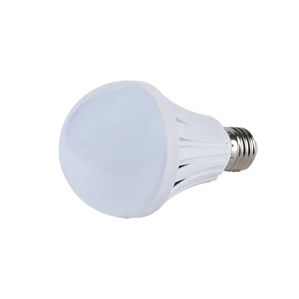 HiMISS E27 Lamp Holder LED Emergency Light Household power Rechargeable intelligent light (with a Switch) 5W
HiMISS E27 Lamp Holder LED Emergency Light Household power Rechargeable intelligent light (with a Switch) 5W