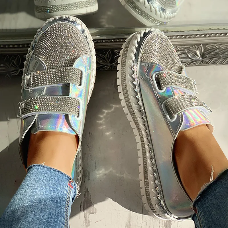 MaoguWomen Rhinestone Casual Daily Magic Tape Sneakers Thick Botton Lazy Ladies Shoes Rhinestones Female Flat 2020 New
MaoguWomen Rhinestone Casual Daily Magic Tape Sneakers Thick Botton Lazy Ladies Shoes Rhinestones Female Flat 2020 New