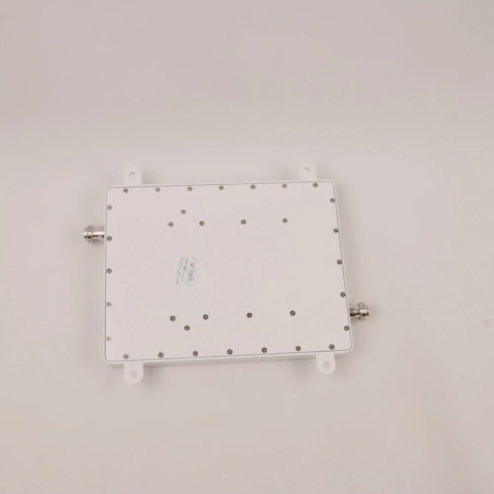 ZQTMAX 850 1800 2100 mobile signal booster Tri Band 2g 3g 4g repeater CDMA WCDMA DCS UMTS LTE cellular Amplifier
ZQTMAX 850 1800 2100 mobile signal booster Tri Band 2g 3g 4g repeater CDMA WCDMA DCS UMTS LTE cellular Amplifier