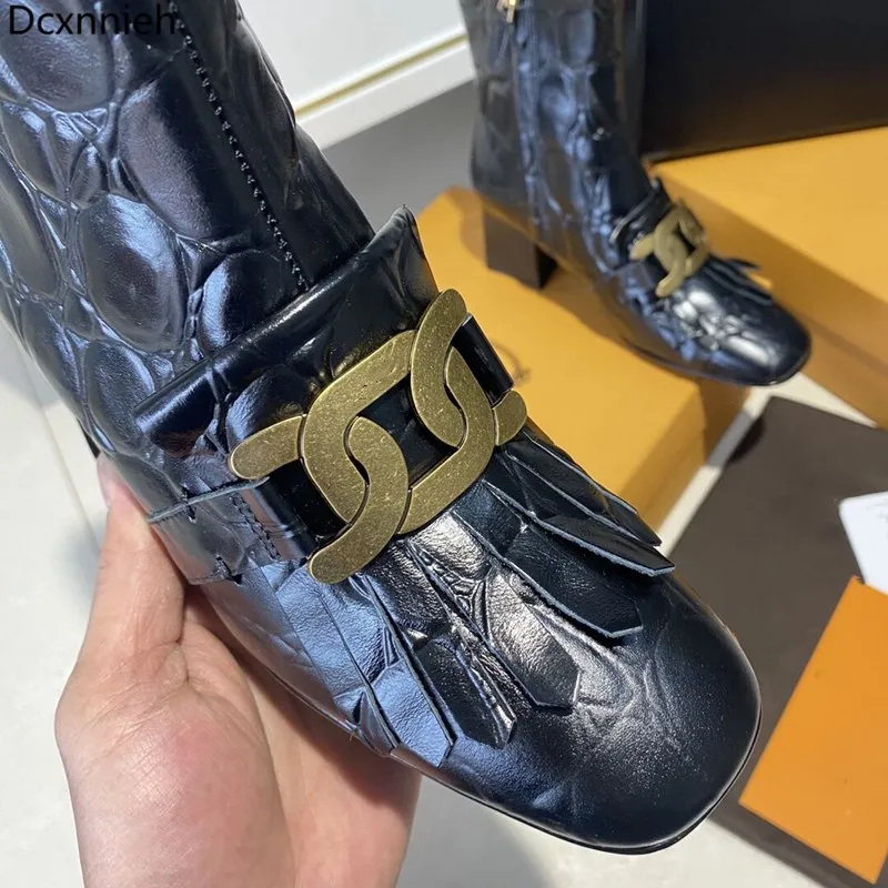 New Crocodile Pattern Real Leather Chelsea Boots Women Chunky High Heel Shoes Metal Buckle Fringe Ankle Botas Runway Short Boots
New Crocodile Pattern Real Leather Chelsea Boots Women Chunky High Heel Shoes Metal Buckle Fringe Ankle Botas Runway Short Boots