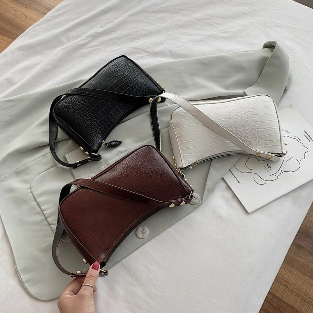 Fashion Female Travel Crocodile Pattern Baguette Bags PU Leather Shoulder Bags for Women 2020 Elegant Design Luxury Hand Bag
Fashion Female Travel Crocodile Pattern Baguette Bags PU Leather Shoulder Bags for Women 2020 Elegant Design Luxury Hand Bag