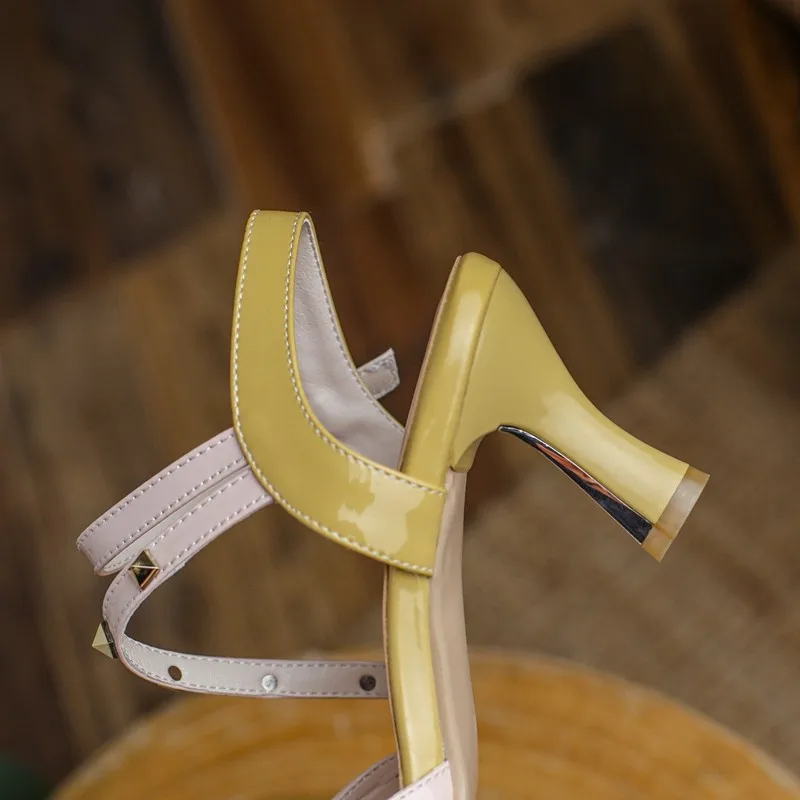 High Quality Women Gladiator Sandals High Heels Summer Pointed Toe Ankle Wrap Rivets Ladies Slingback Sandals Female Shoes White
High Quality Women Gladiator Sandals High Heels Summer Pointed Toe Ankle Wrap Rivets Ladies Slingback Sandals Female Shoes White
