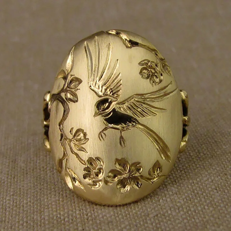 Vintage Style Gold Color Bird Flower Branch Engraving Finger Ring For Men Women Creative Dance Party Anniversary Jewelry
Vintage Style Gold Color Bird Flower Branch Engraving Finger Ring For Men Women Creative Dance Party Anniversary Jewelry